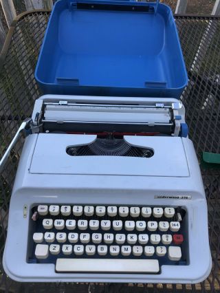 Vintage Underwood 378 Portable Typewriter With Cover Carrying Case