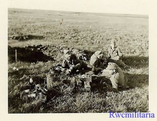 Resdting View Group Of Gebirgsjäger Troops W/ Field Radio; Russia 1942