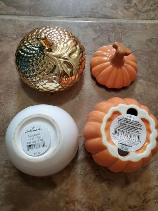 Hallmark Fall Candles - Pumpkin and Acorn 3