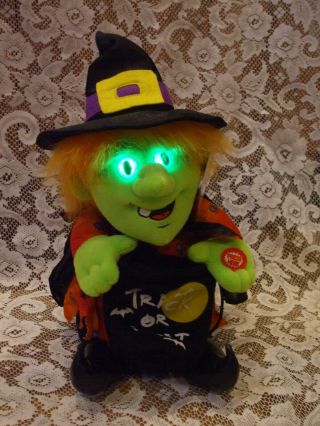 Euc Dept 56 Halloween Plush Witch Sings " I Want Candy " Lights Animated Musical