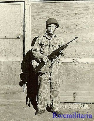 Us Combat Infantryman Wearing Camo Jumpsuit W/ M1 Carbine Rifle