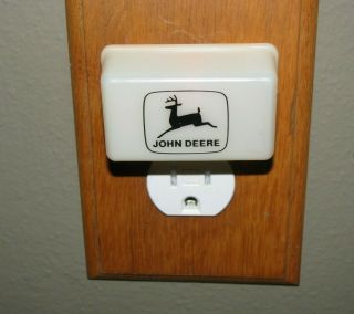 John Deere 1968 Leaping Deer Trademark Logo Plug In Night Light jd Advertising 3