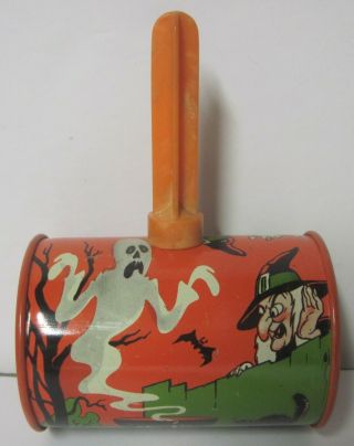 Vintage Halloween Witch Tin Can Rattle Noise Maker U.  S.  Metal Toy Mfg.  Co.