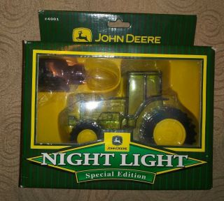 John Deere Tractor 4001 Green Nightlight Special Edition Nib Htf Rare