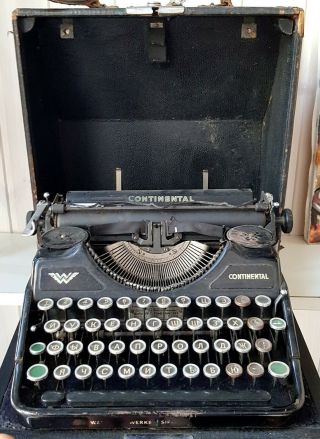World War II Continental typewriter 3