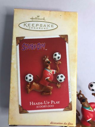 2004 Heads - Up Play Scooby Doo Soccer Hallmark Christmas Ornament