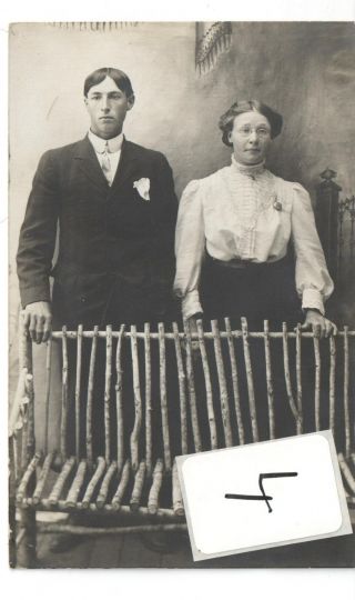 A Real Old Photo Post Card Of 1900 ± (man,  Woman)