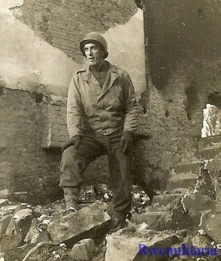 Hard Fought Us Soldier Posed By Bombed Building On German Street (2)
