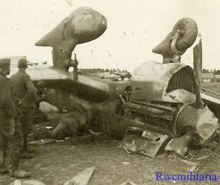 Best Wehrmacht Troops W/ Shot Down Luftwaffe Ju - 87 Stuka Bomber In Field