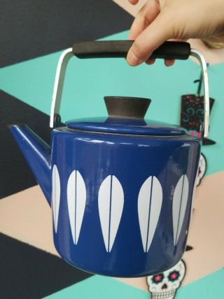 Vintage Mcm Cathrineholm Norway Teapot Colbolt Blue Lotus Enamel Kettle