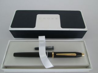 Cross Fountain Pen Boxed Black With Gold With Refil