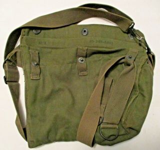 Vintage Wwii U.  S.  Military Field Protective Mask M9a1 Field Pack Bs 248 - 8443