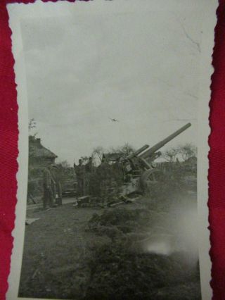 Wwii German Photo Combat Soldier 15.  5 Cm With Ju87 Above