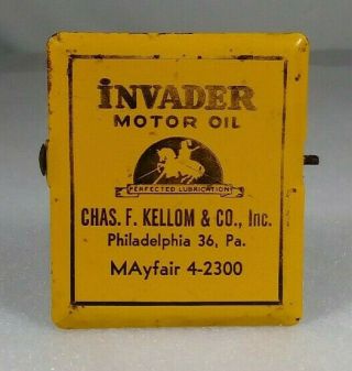 Early Invader Motor Oil Tin Litho Advertising Clip Gas Service Station Can Sign