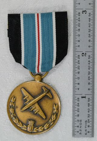 Old Berlin Airlift Medal Post - Wwii Occupied Germany