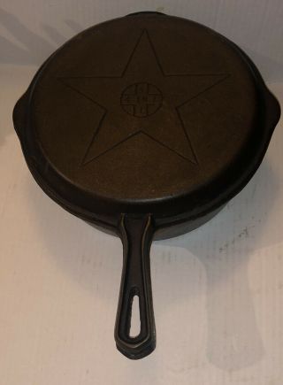 Lodge Cast Iron 4 - In - 1 Hinged Lid Combo Cooker Dutch Oven,  Pan,  Griddle,  Fryer