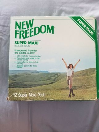 Open Box Vintage 1981 Freedom Beltless Maxi Pads 12 Count Missing 1