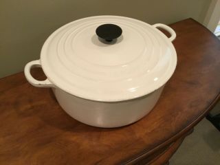 Le Creuset Round Dutch Oven & Lid White 28 - 7.  25 Qt Made In France