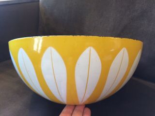 Cathrineholm Norway Yellow & White Lotus Enamel Bowl Large Size