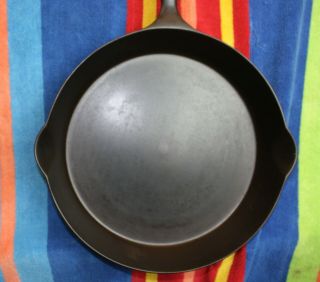 EARLY WAPAK 10 CAST IRON SKILLET ERIE GHOST PAN 3