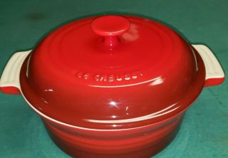 Le Creuset Stoneware Cherry Red 3 Qt Dutch Oven Baking Dish 02.  05 Gently
