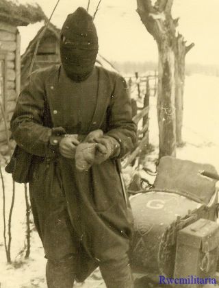 Port.  Photo: Terrific Bundled Wehrmacht Soldier By Motorcycle In Russian Winter