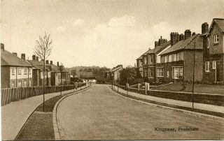 Frodsham - Kingsway - Old Postcard View