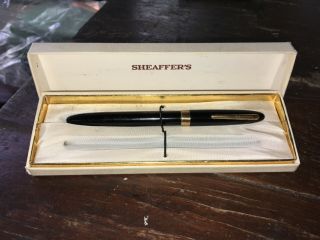 Vintage Sheaffer Fountain Pen 14k Nib Black Gold Trim W/ Gift Box
