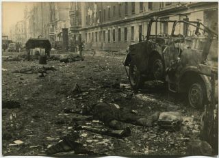 Wwii Large Size Press Photo: Berlin Street View After The Battle,  May 1945