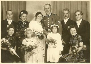 Lg.  Port.  Photo: NEWLYWEDS Studio Pic Wehrmacht Obergefreiter w/ Bride & Family 2