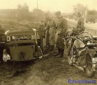 Best Wehrmacht Motorcyclists Look Over Staff Car (ix - 80497) Crashed In Ditch
