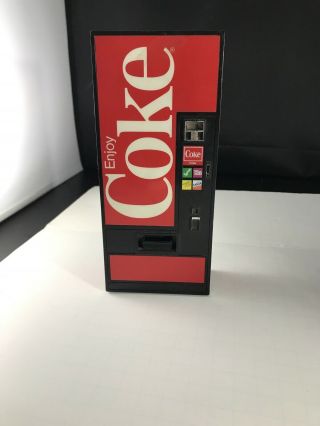Vintage 1980’s Coca Cola Vending Machine Radio Pre Owned