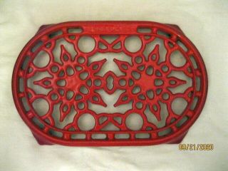 Le Creuset Cerise (red) Oval Double Trivet Cast Iron 10 - 5/8” Made In France