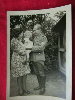 Wwii German Photo Combat Soldier W/ Krim Shield With Family