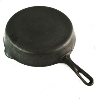 Griswold Small Logo Number 8 10 " Cast Iron Skillet 704 Erie Pa