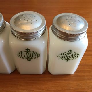 Hazel Atlas Green Letters White Milk Glass Shakers Set Of 4 Chef Boy - Ar - Dee 3
