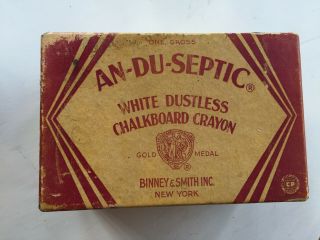 Vintage Box Of Binney & Smith An - Du - Septic White Dustless Chalkboard Chalk