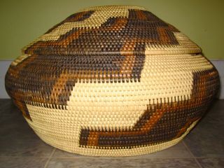 Large Ethnic Hand Woven Patterned Wicker Basket With Lid - Natural Earthy Colours
