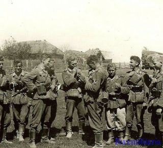 Tough Looking Wehrmacht Combat Infantry Truppe On Cigarette Break; Russia