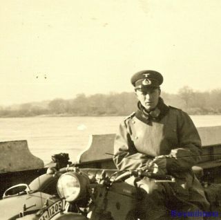 Port.  Photo: Fantastic Wehrmacht Kradmelder W/ Zundapp Motorcycle (wh - 112051)
