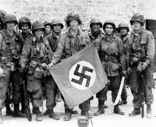 Us Airborne Infantry Of 101st Airborne Division With Captured Nazi Flag Ww2 5x7