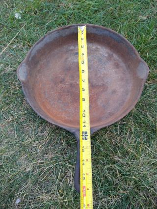 Vintage 10 1/2 " Griswold Cast Iron Frying Pan