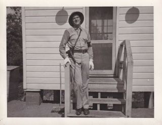 Wwii Photo Military Police Mp Pistol Columbus Air Base Mississippi 752