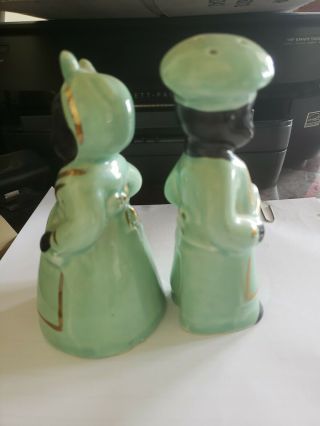 Vintage Black Americana Chef Salt and Pepper Shakers Green 2