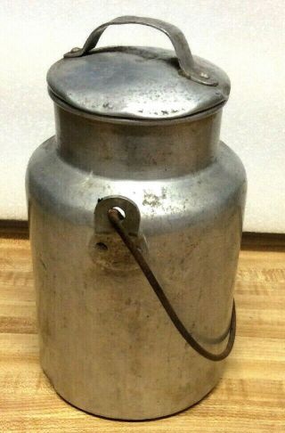 Vintage 1 Quart Metal Milk Can With Bale Handle And Lid