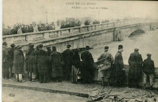France Paris - Crue De La Seine Flood - Le Pont De L 