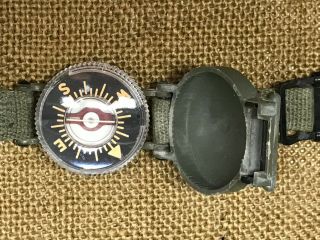 Us Military Vintage 1951 Wrist Compass,  Model 1949 - Waltham Watch Co Korean War