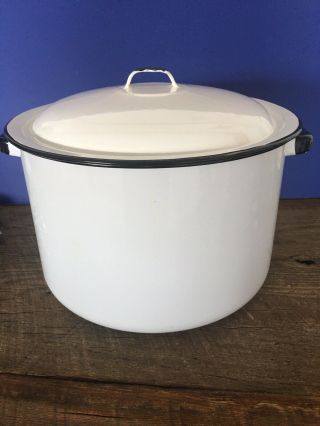 Vintage Farmhouse Kitchen White Black Trim Enamel Stock Pot With Lid Corn Boiler