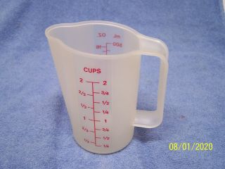Vintage Tupperware 2 Cup 16 Oz.  Measuring Pitcher W/red Lettering 1669