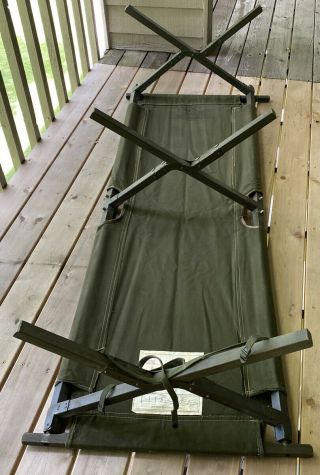 Military US ARMY CANVAS/WOODEN FOLDING COT Camping 2